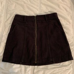 Black jean skirt with zipper